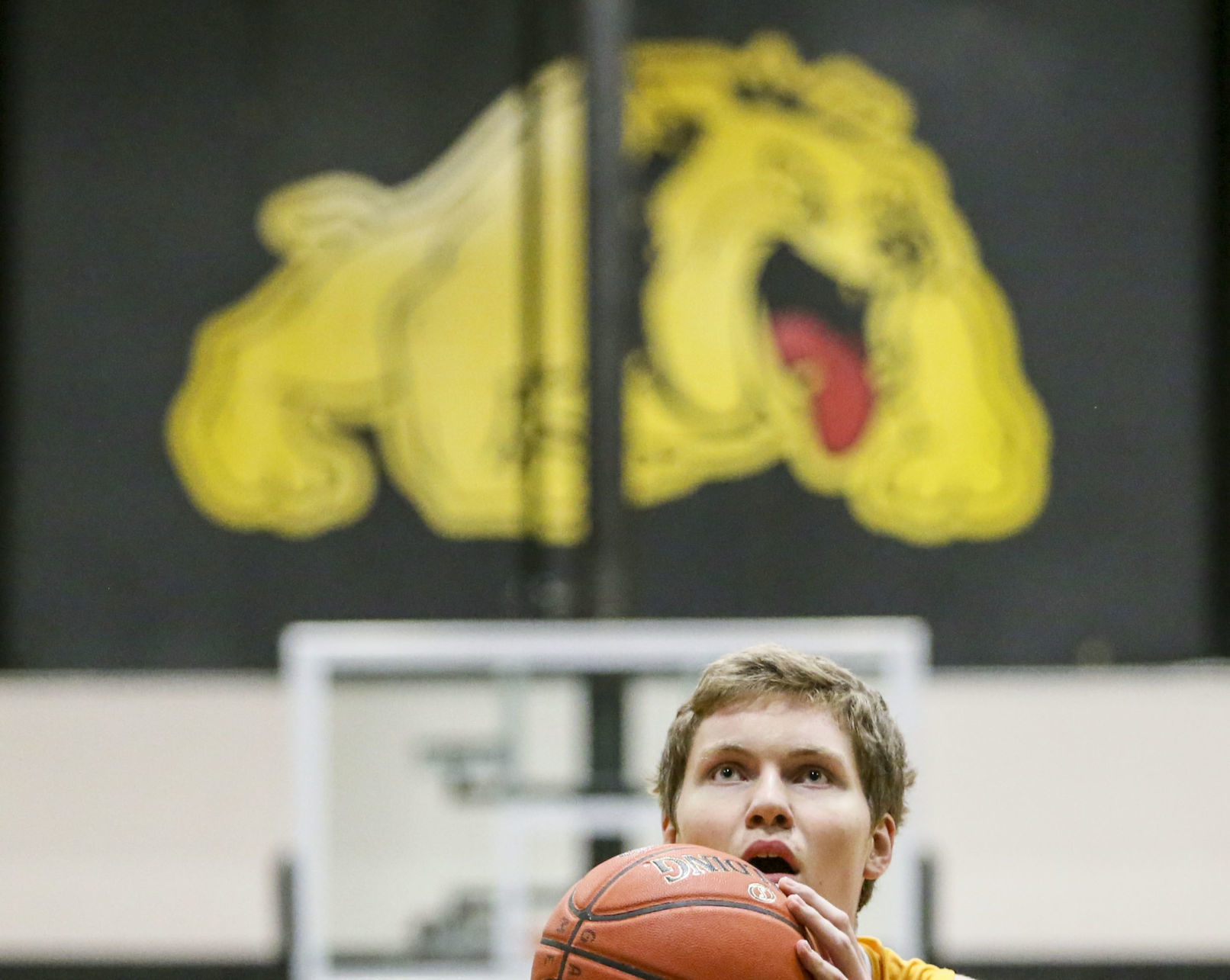 011420-qct-spt-pv-bett-hoops-15.JPG